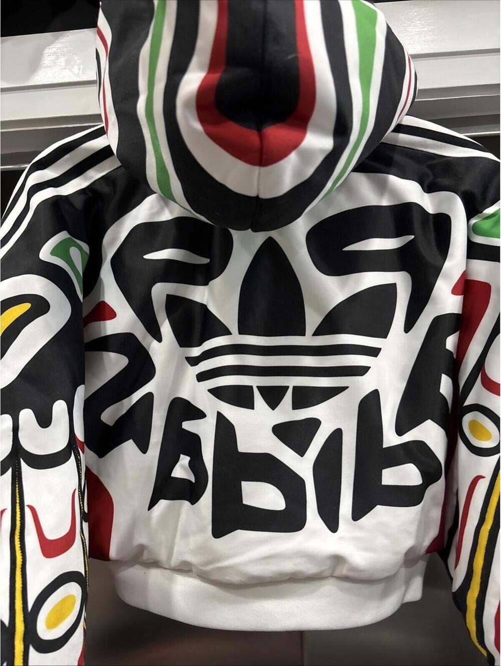 Rare Jeremy Scott Adidas Original Totem Pole Jacket Size S - Picture 7 of 8